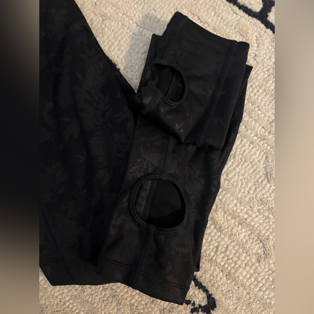 Athleta Black Floral-Print Leggings with Stirrup Detail